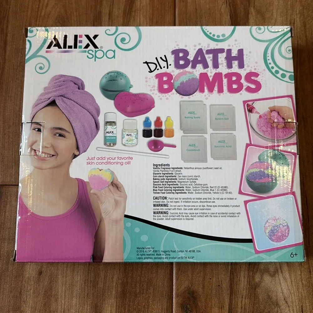 Vibrant Pink and Blue Bath Bombs Kit for Luxurious Bath & Body Experience